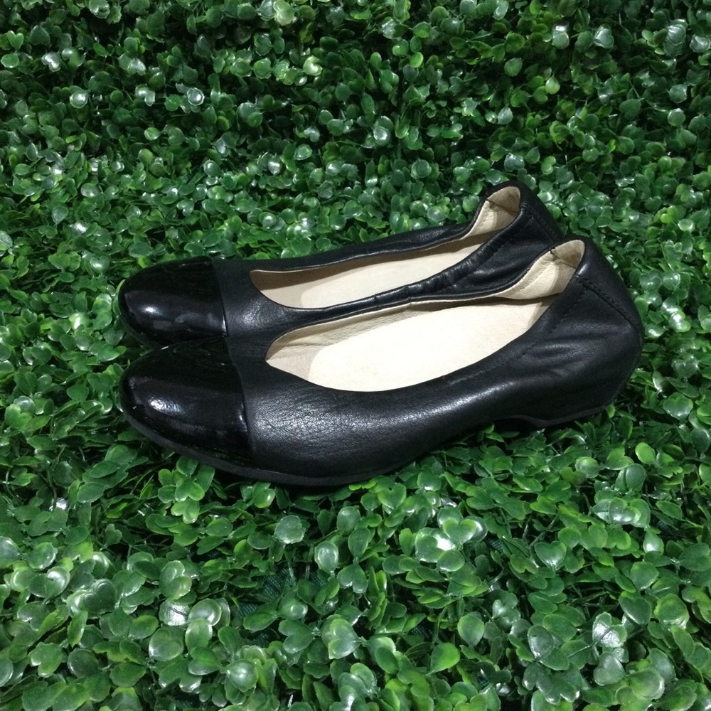 Dansko Lisanne ballet flats‎ Womens Sz. 37 = 6.5-7 black